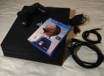 Playstation 4 Pro 1TB + 1x ovládač + 1x hra + káble