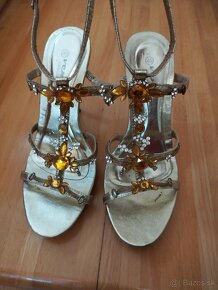 Zlaté topánky, a iné.. - 1