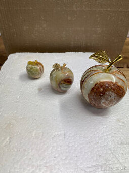 Predám sadu jabĺčok zo Zlatého ónyxu