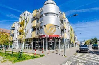 Na prenájom komerčný - obchodný priestor 120m2 v Centre Nitr - 1