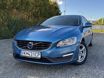 Volvo V60 D3 2.0L 150k Momentum Geartronic