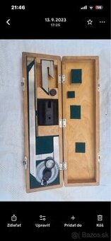 Univerzálny uhlomer