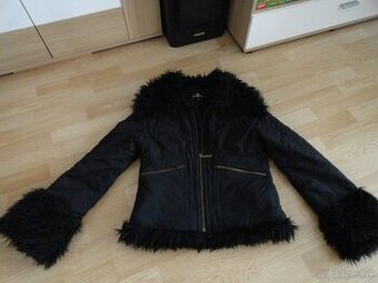 čierný kožuštek zn. Jeanswear veľ. M
