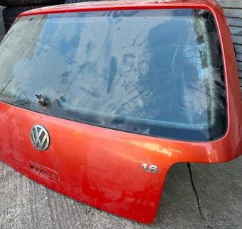 Volkswagen Golf 4 Zadny kufor