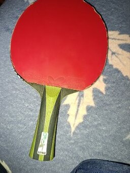 Raketa na stolný tenis