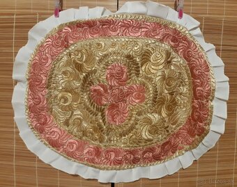 Retro obliecka na vankus