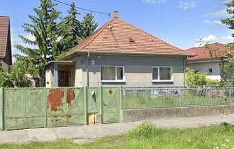 Babony TRE | Na predaj stavebný pozemok s RD, 863m² - P. Bis