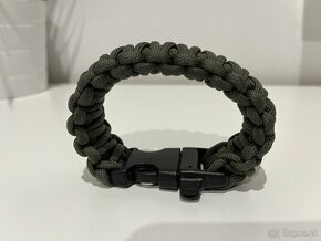 Paracord náramok