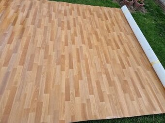 Kupim gumolit pvc podlahu