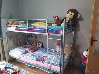 Predám poschodovu kovovu posteľ
