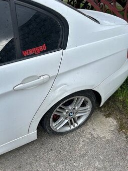 Predám alebo rozpredam bmw e90 320d