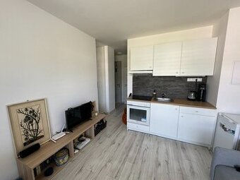 1izb byt na prenájom Hurbanova, Banská Bystrica