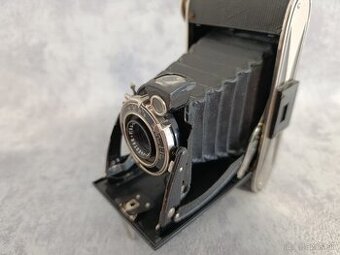 Historický měchový fotoaparát Agfa Billy Record