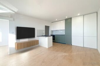 Moderný 2i byt s lodžiou a klimatizáciou po rekonštrukcii