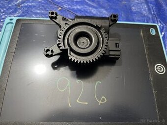 MOTORCEK KLAPKY KURENIA OPEL ASTRA H