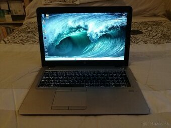 HP Elitebook i7. 8 GB DDR4. SSD/M.2 256 GB. 15,6"FHD.