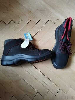 Pracovná obuv