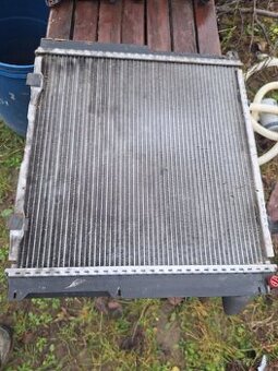 Mercedes w124 chladic benzin