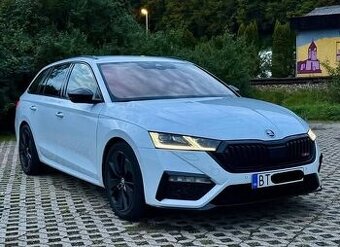 Škoda Octavia Combi vRS TDI 4x4 
