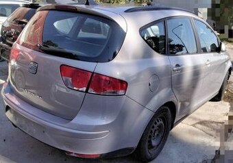 Seat Altea XL 1.9 tdi predám PIATE DVERE, MOTOR BLS