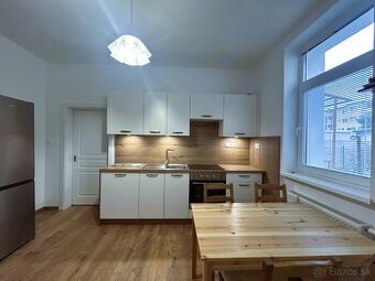 Prenájom rodinného domu v centre mesta Trenčín