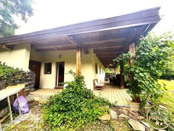  Znížená cena   štýlovej chaty na samote v lese v obci