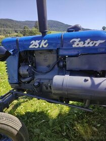 Traktor Zetor 25 - 1