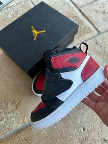 Jordan tenisky Nike velk.31