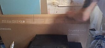 Samsung Crystal UHD