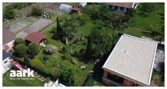 AARK: Stavebný pozemok - 905 m², Záhradná, BRESTOVANY