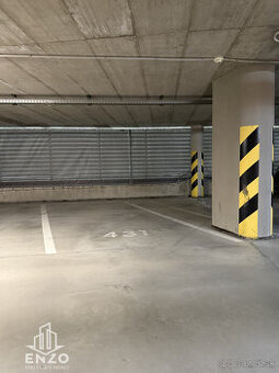 GARÁŽOVÉ STÁTIE V TROCH VEŽIACH NA BAJKALSKEJ UL.,