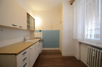 REZERVOVANÉ 1 – IZBOVÝ BYT S BALKÓNOM V RUŽINOVE
