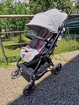 Cybex Eezy S+2