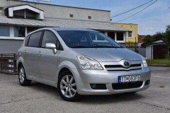Toyota Corolla Verso 2.0 D-4D Base