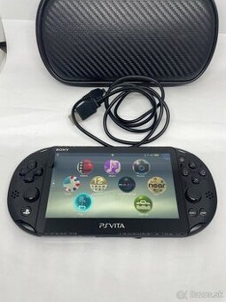 PlayStation Vita PCH-2004 LCD verzia