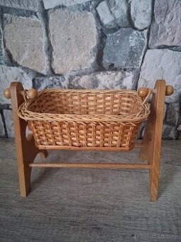 Retro prútená 16cm kolíska pre bábiky vez poškodenia