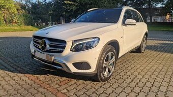 Predám Mercedes-Benz GLC 350e 4MATIC  Plug-in-hybrid