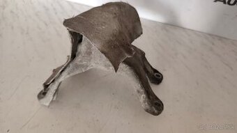 Drziak motora 8K0199308 BD