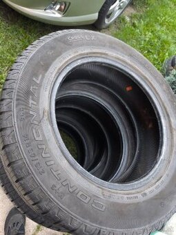 Predám pneu 215/65 r16
