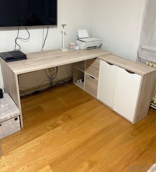 Rohový písací PC stôl