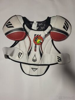 Chránič ramien Winnwell