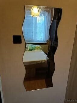 Nástenné zrkadlo - 1