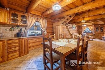Zrubový rodinný dom v Nízkych Tatrách na predaj