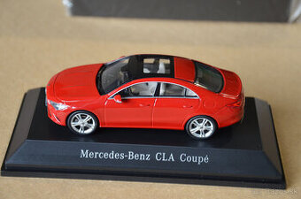 1:43 Mercedes