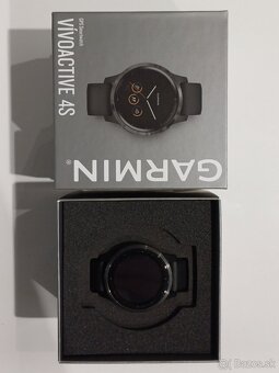 Garmin Vivoactive 4S čierna