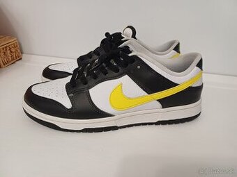 Nike DUNK LOW 43