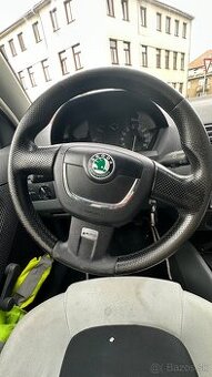 Volant Octavia 2 RS