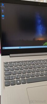 Lenovo ideapad 3