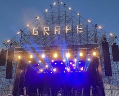 2 etickety na Grape