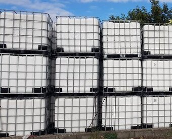 IBC kontajner1000Lplastovanadrz redukcia kubik sud kada 8